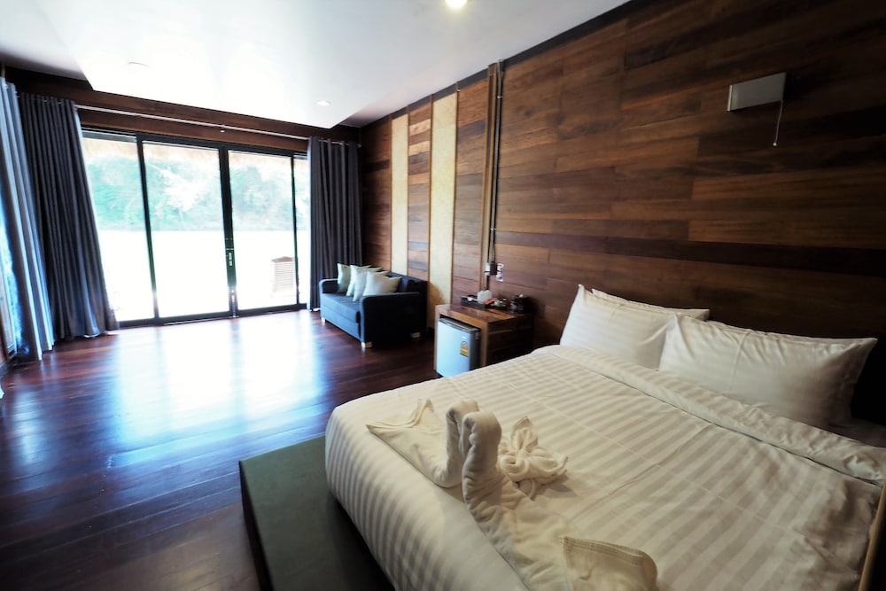 The River Life Resort 13/67