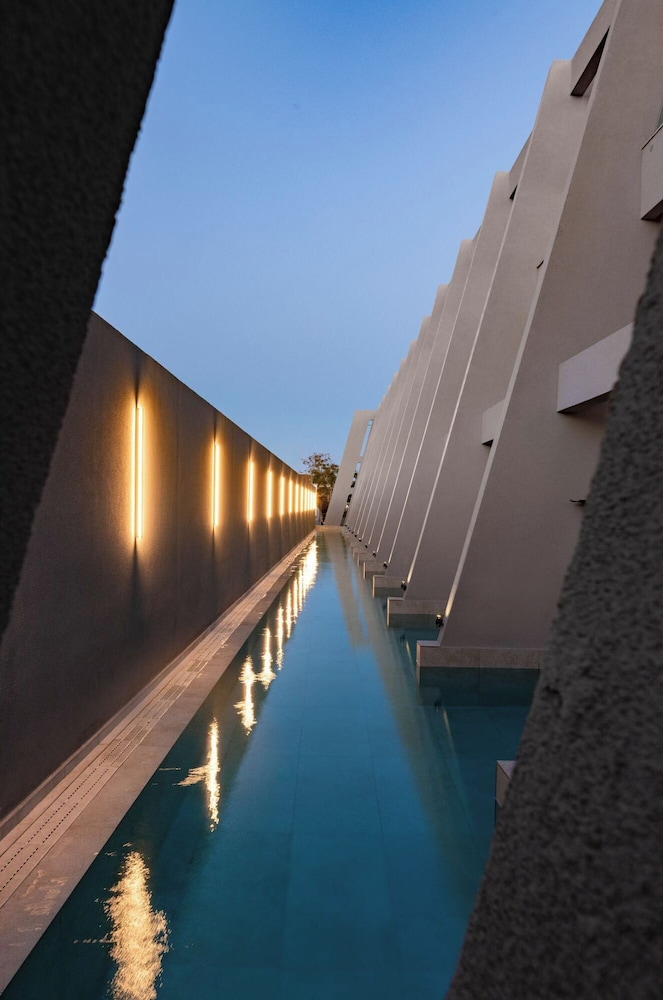 Agkyra Boutique Hotel 60/67