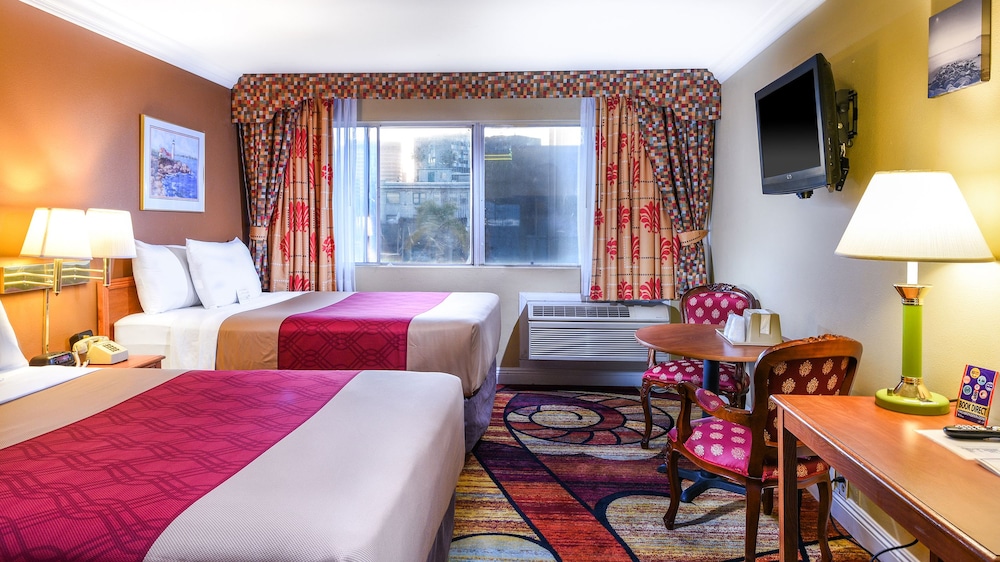 Vagabond Inn Long Beach 15/30