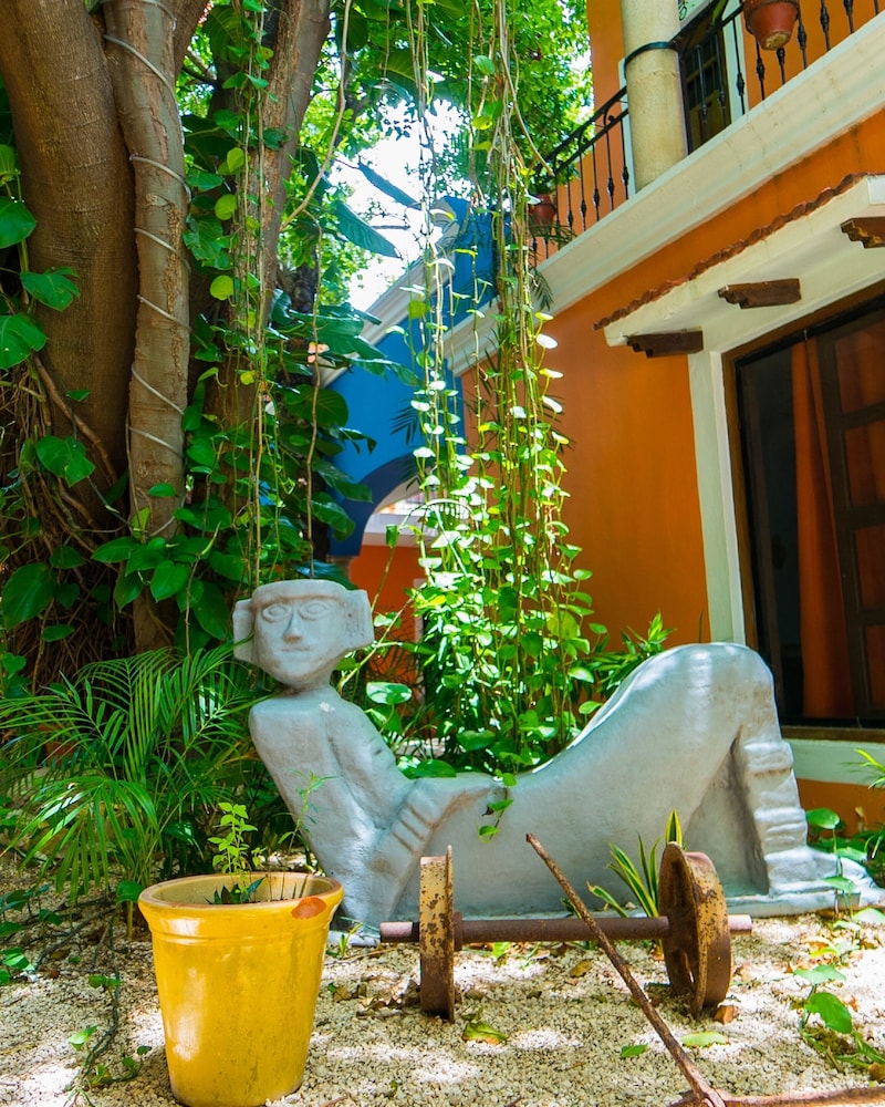 Hotel Casa de las Flores by Kavia 57/63
