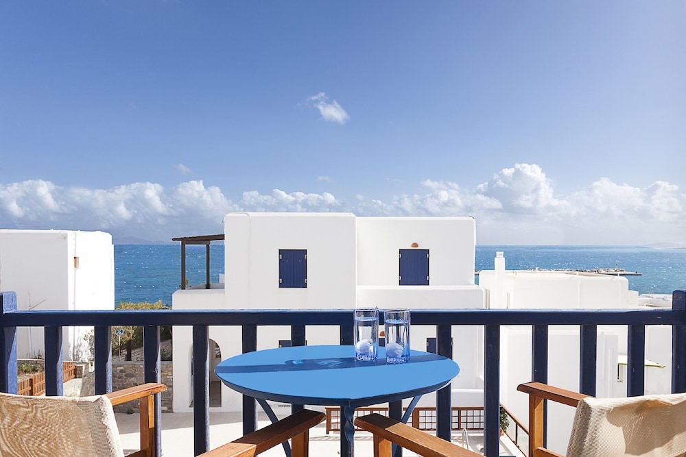 San Antonio Summer House 47/51