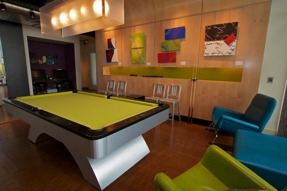 Aloft Tulsa 24/44