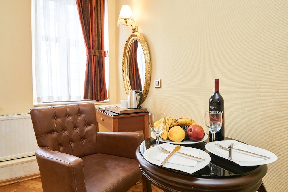 Amber Hotel Istanbul 58/64