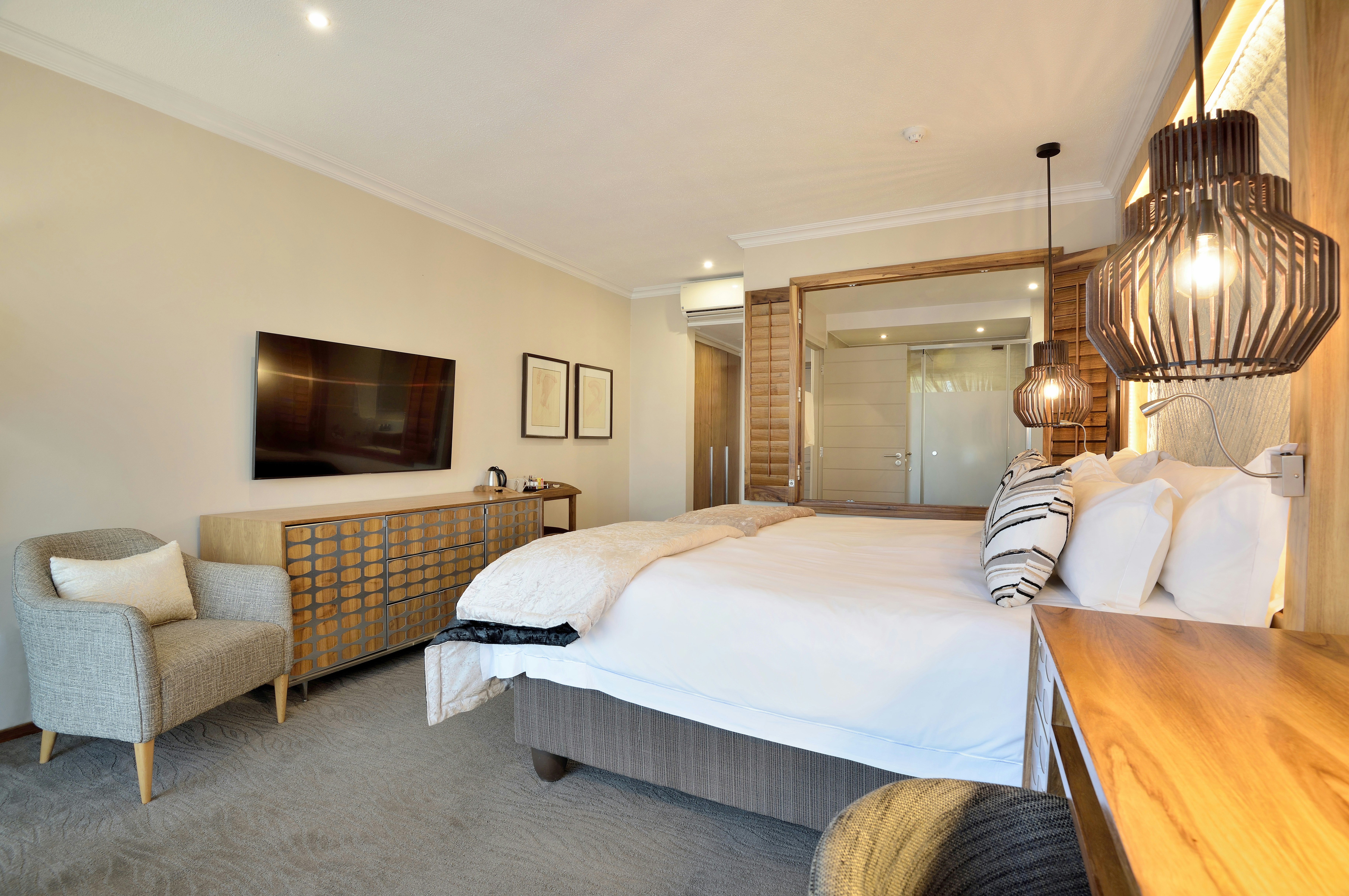 Windhoek Country Club Resort 8/43