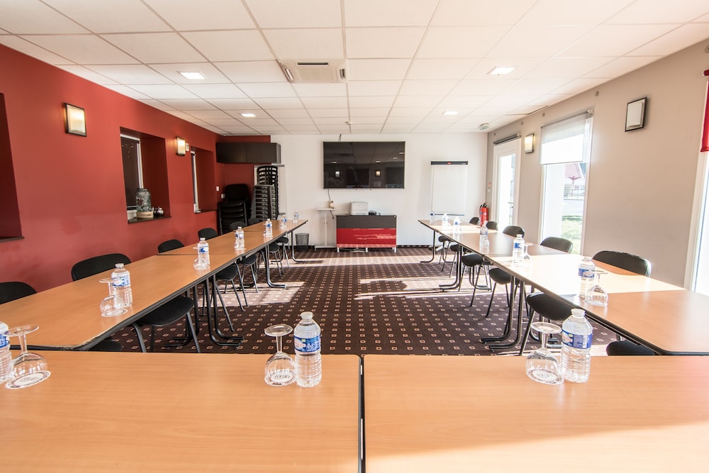 Hotel Balladins Foix 49/60