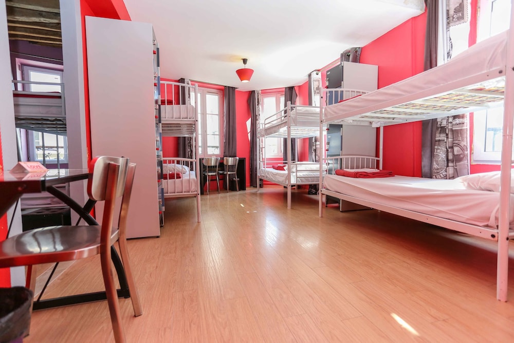Le Village Montmartre by Hiphophostels (ex Le Village Hostel) 42/68