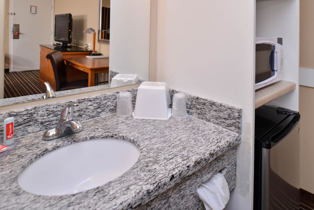 Econo Lodge Kennewick Tri-Cities 14/27