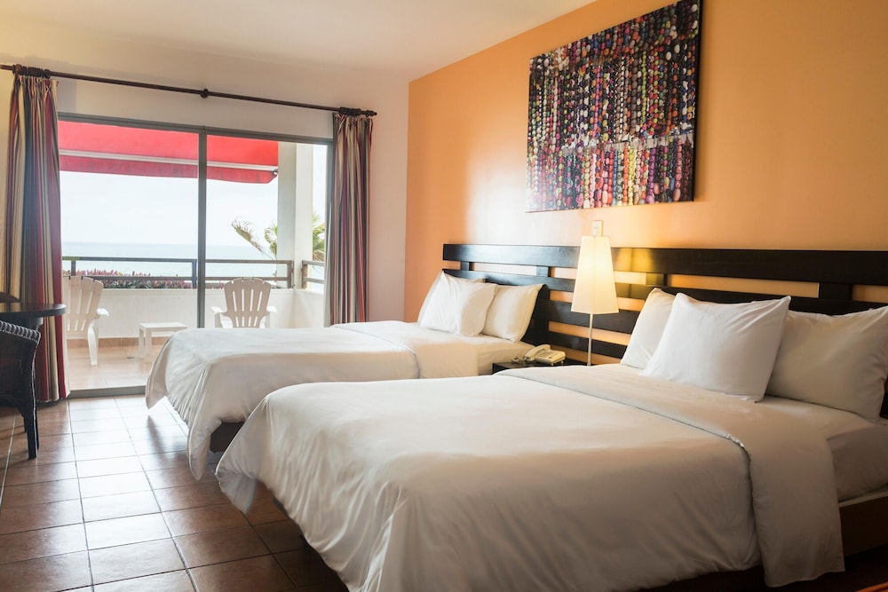 Room, Twin Beds, Ocean Front