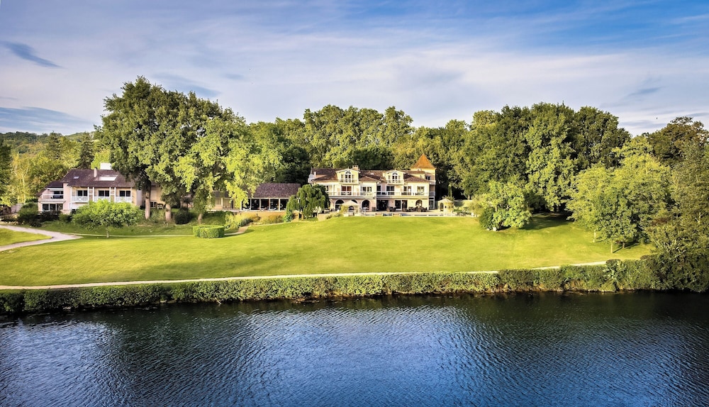 Relais and Chateaux Hotel La Reserve 27/37