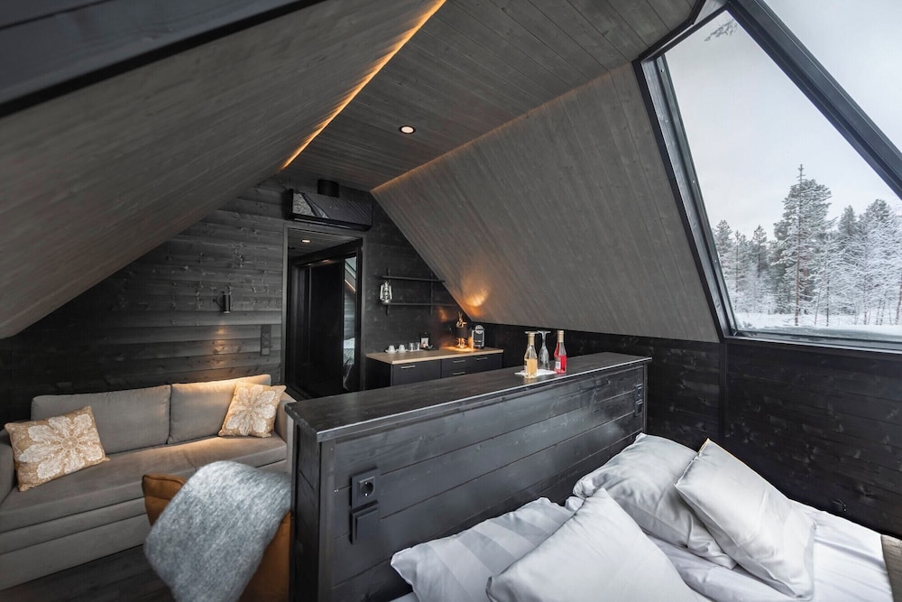 Aurora, Suite, King and Queen Bed, Sofa