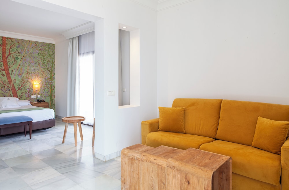 Duque de Najera Hotel 87/106