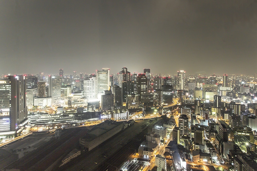 Hearton Hotel NishiUmeda 65/70