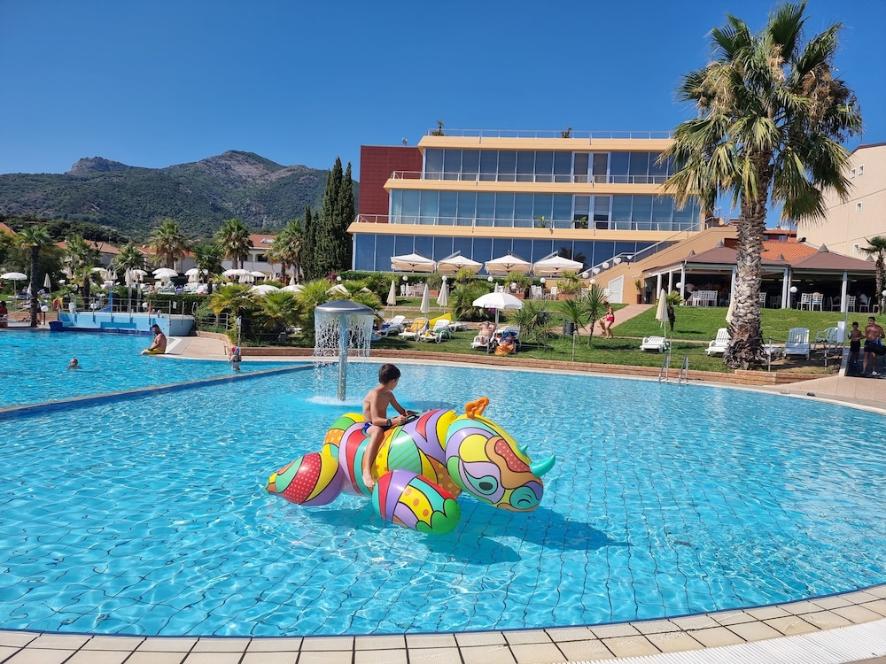 Loano 2 Village Residence Hotel 42/50
