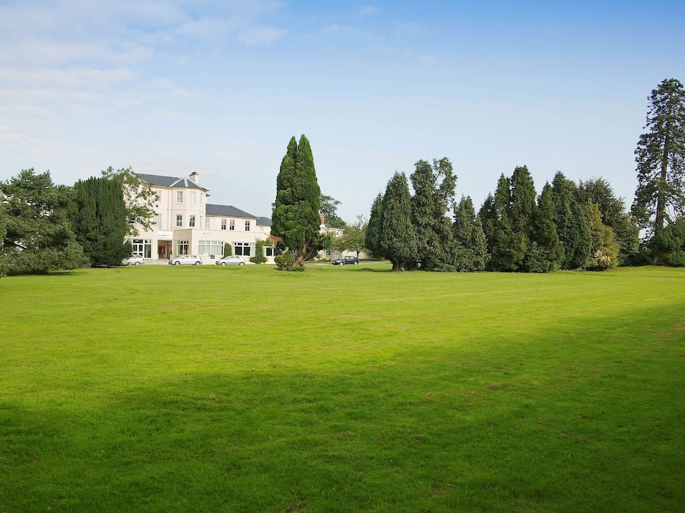 Mercure Maidstone Great Danes Hotel 70/75