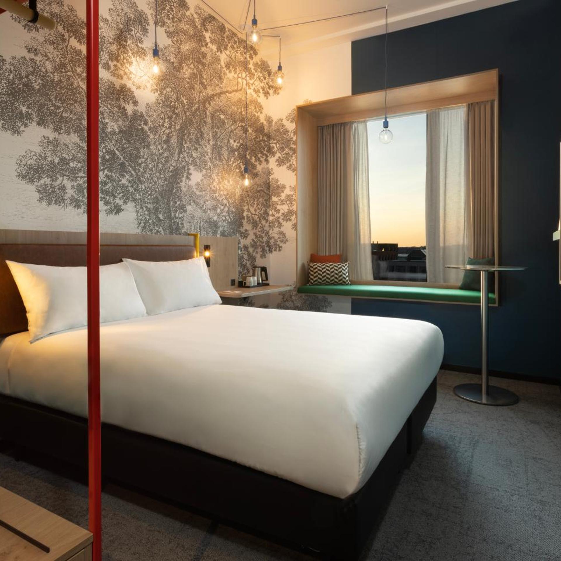 SUPERIOR, DOUBLE BED, HIGH FLOOR