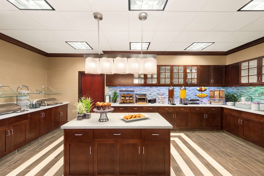 Homewood Suites By Hilton Atlanta Perimeter Center 54/68