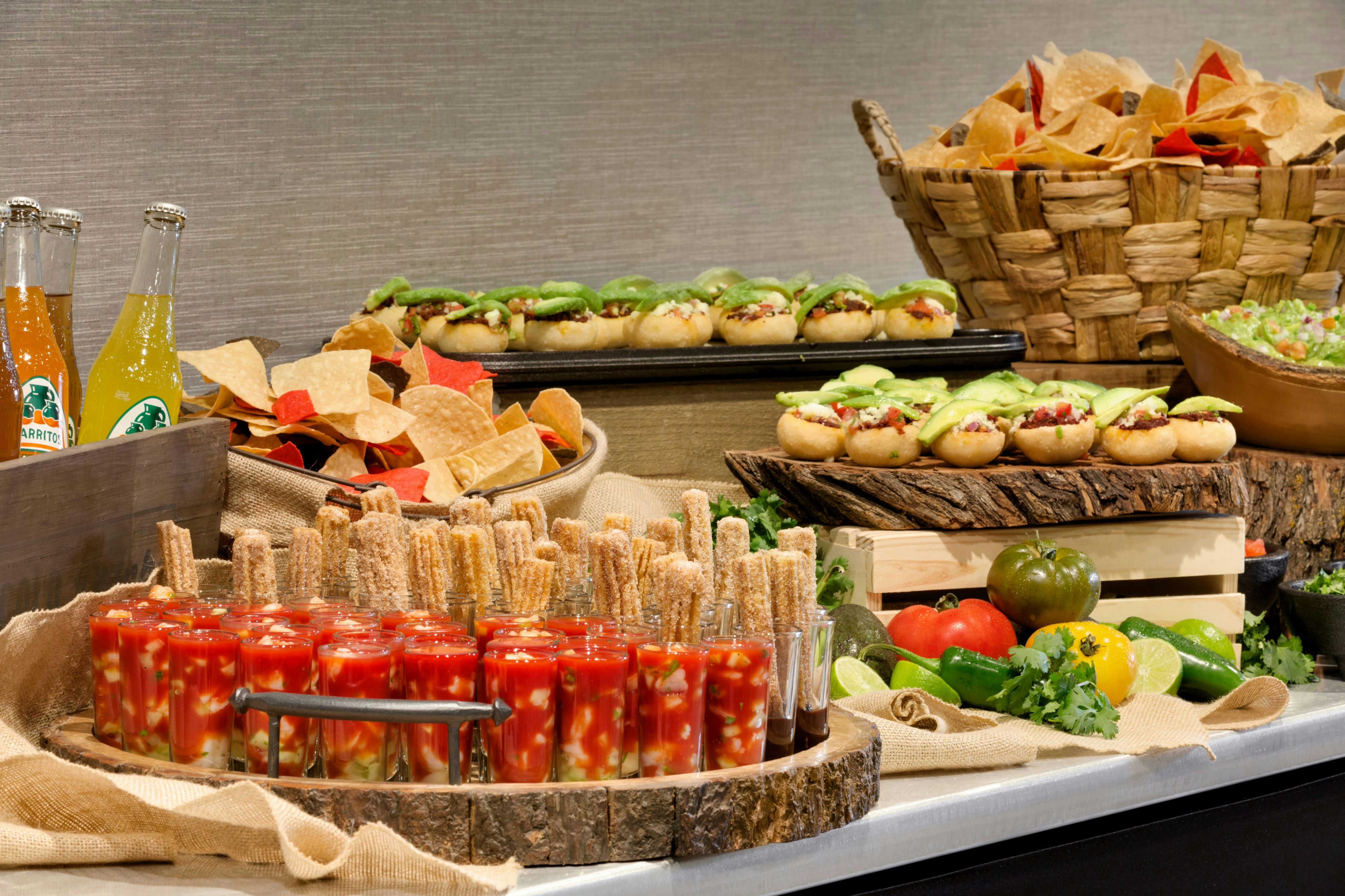 Embassy Suites by Hilton Grapevine DFW Airport North 14/50