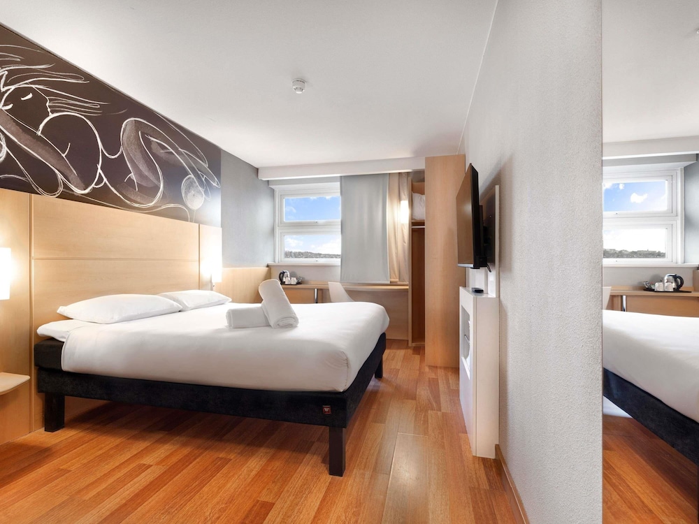 Ibis Brighton City Centre Station 25/75
