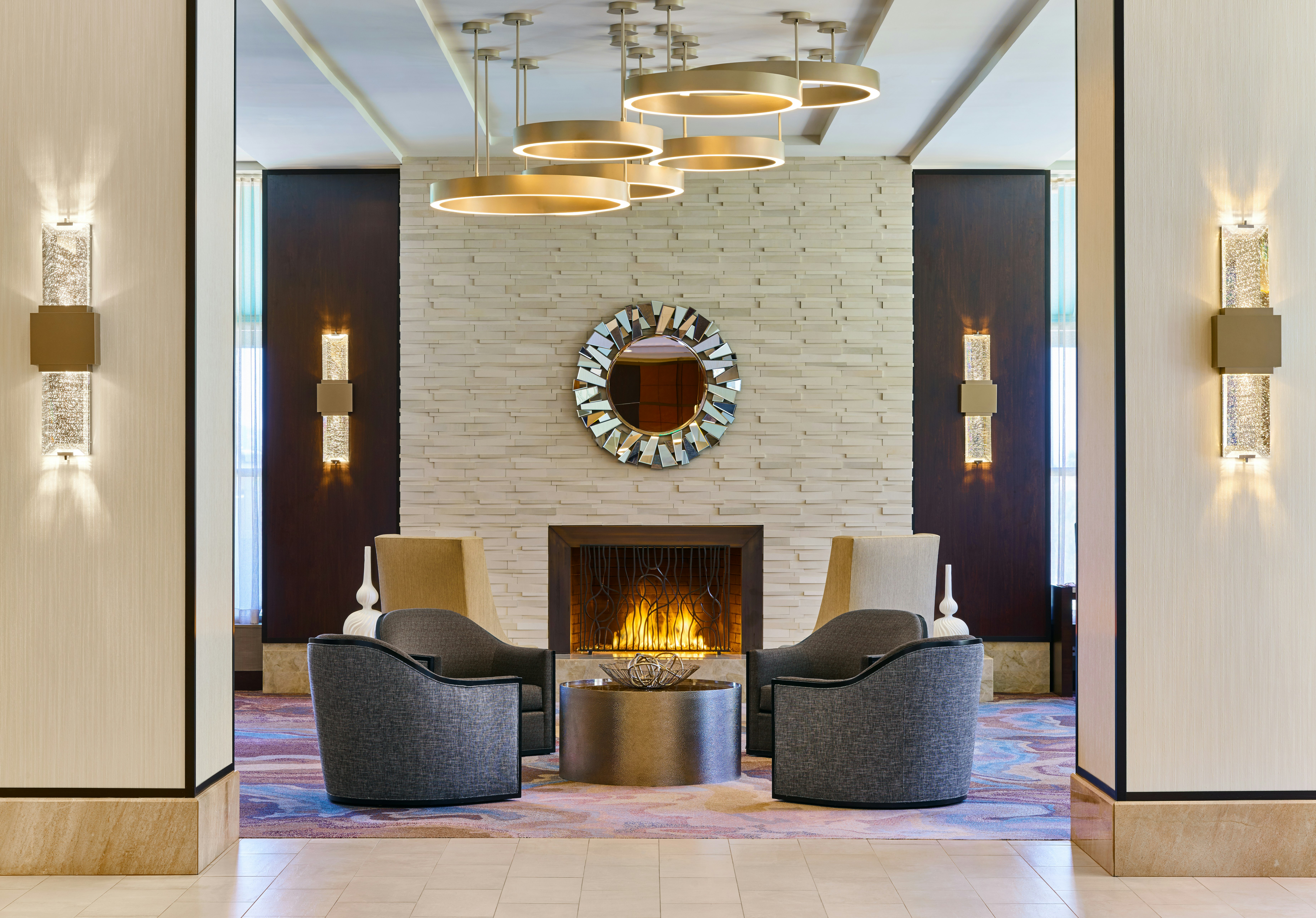 Hilton Los Angeles North/Glendale & Executive Meeting Center 15/35