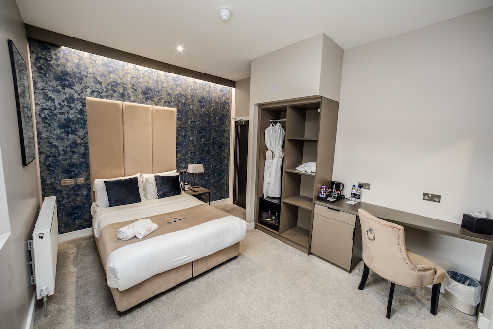 Stay Hotel 15/58