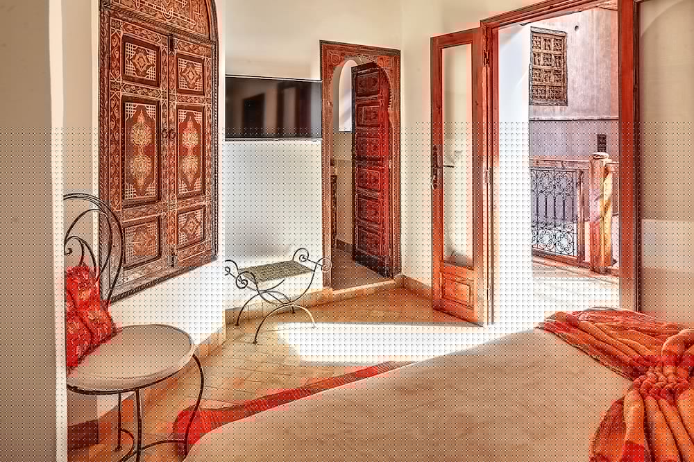 Riad Carina 38/75