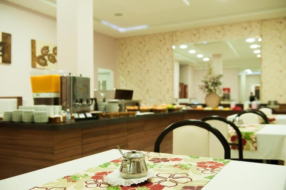 Pietro Angelo Hotel 49/64