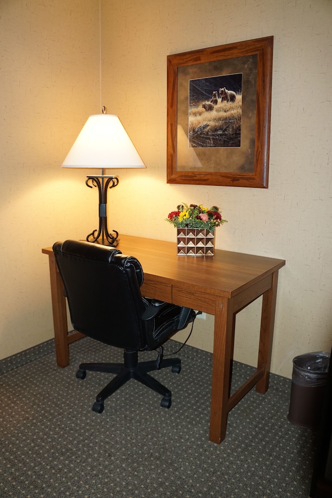 Best Western Plus Kelly Inn & Suites 41/43