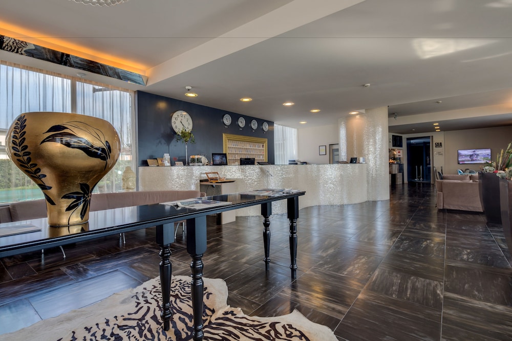 Best Western Plus Hotel Farnese 6/61