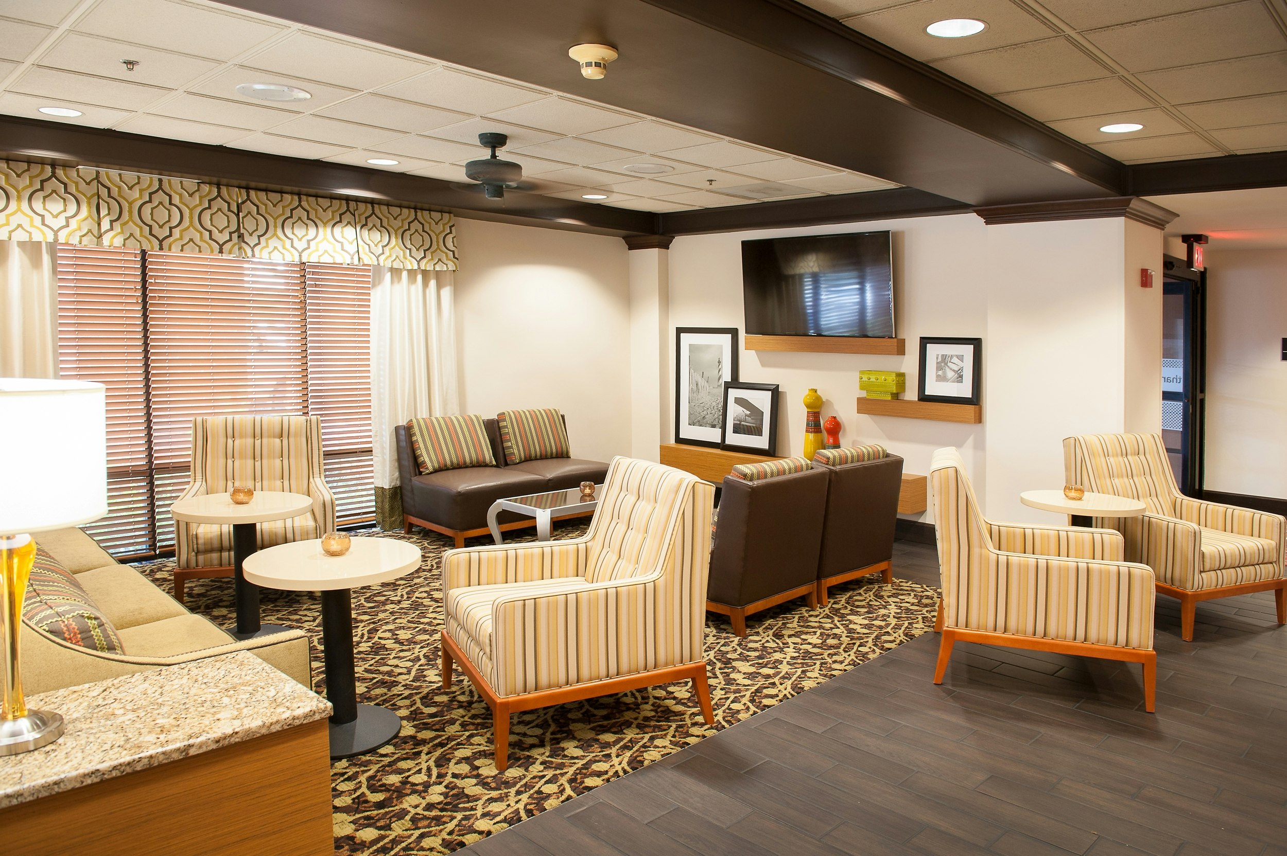 Hampton Inn Pensacola Airport Cordova Mall Area 36/68