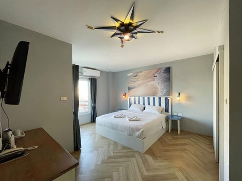 Hub Hua Hin 57 Hotel 35/72