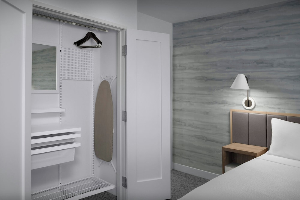 جناح بسرير كوين مع أريكة، TownePlace Suites by Marriott Fort Myers Gulf Coast 5/5