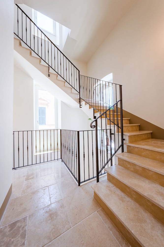 Palazzo Clemente 15/50