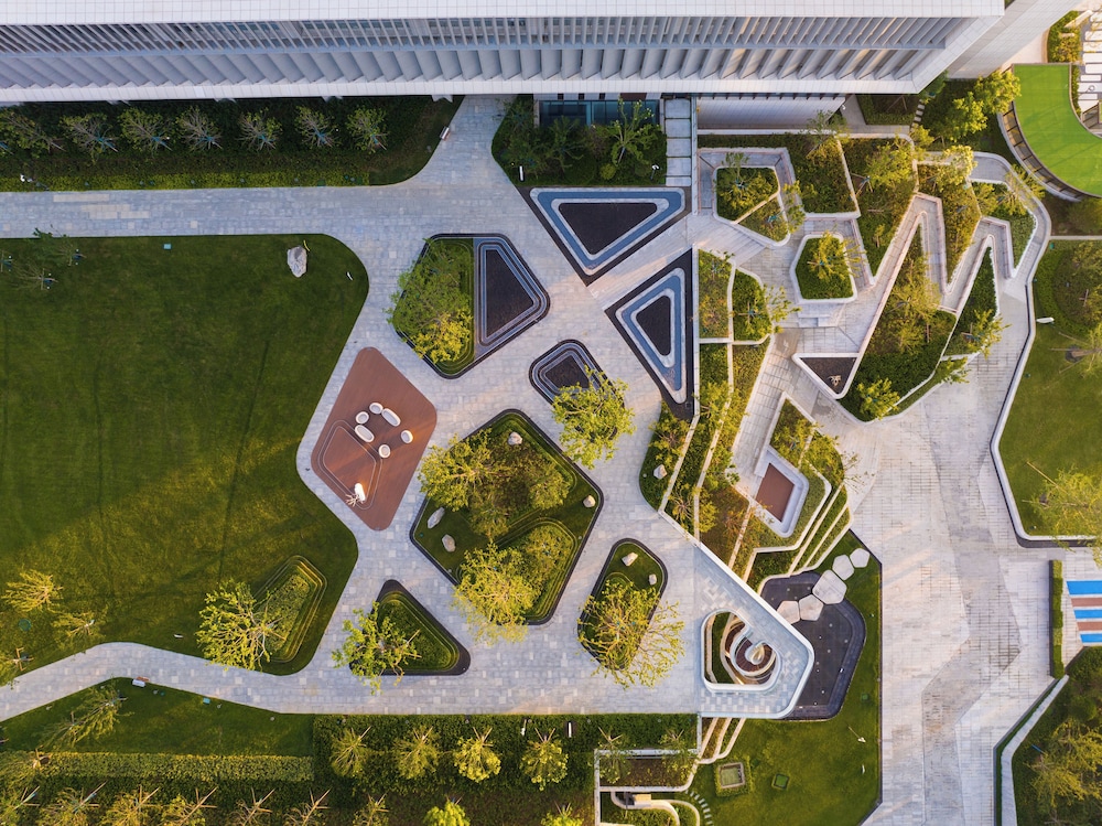 Aloft Yantai 33/38