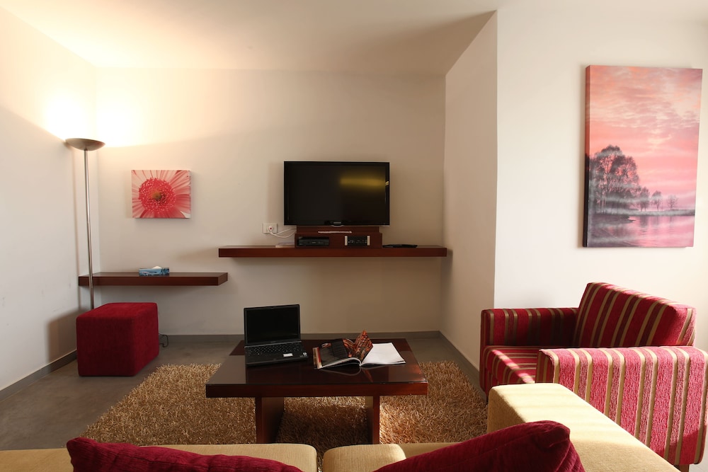 Monoberge Hotel Byblos 49/69