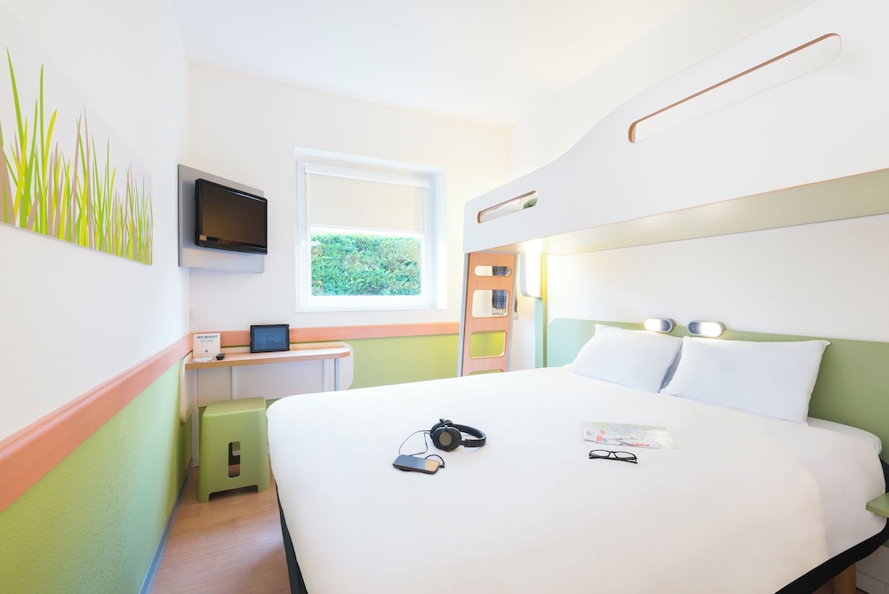 Ibis Budget Bilbao Arrigorriaga 12/48