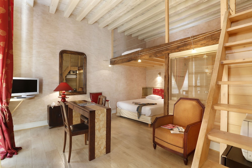 Hotel La Tour Intendance, Bordeaux 44/60