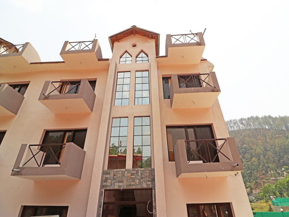 Damyanti Residency Hotel 1/50