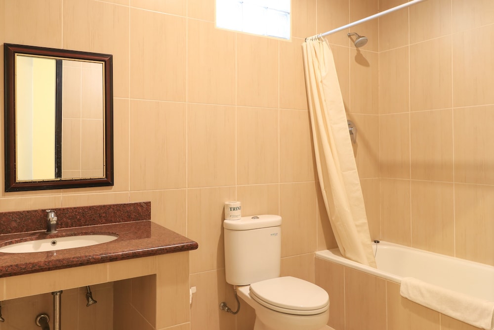 Oranjje Hotel Denpasar 54/56
