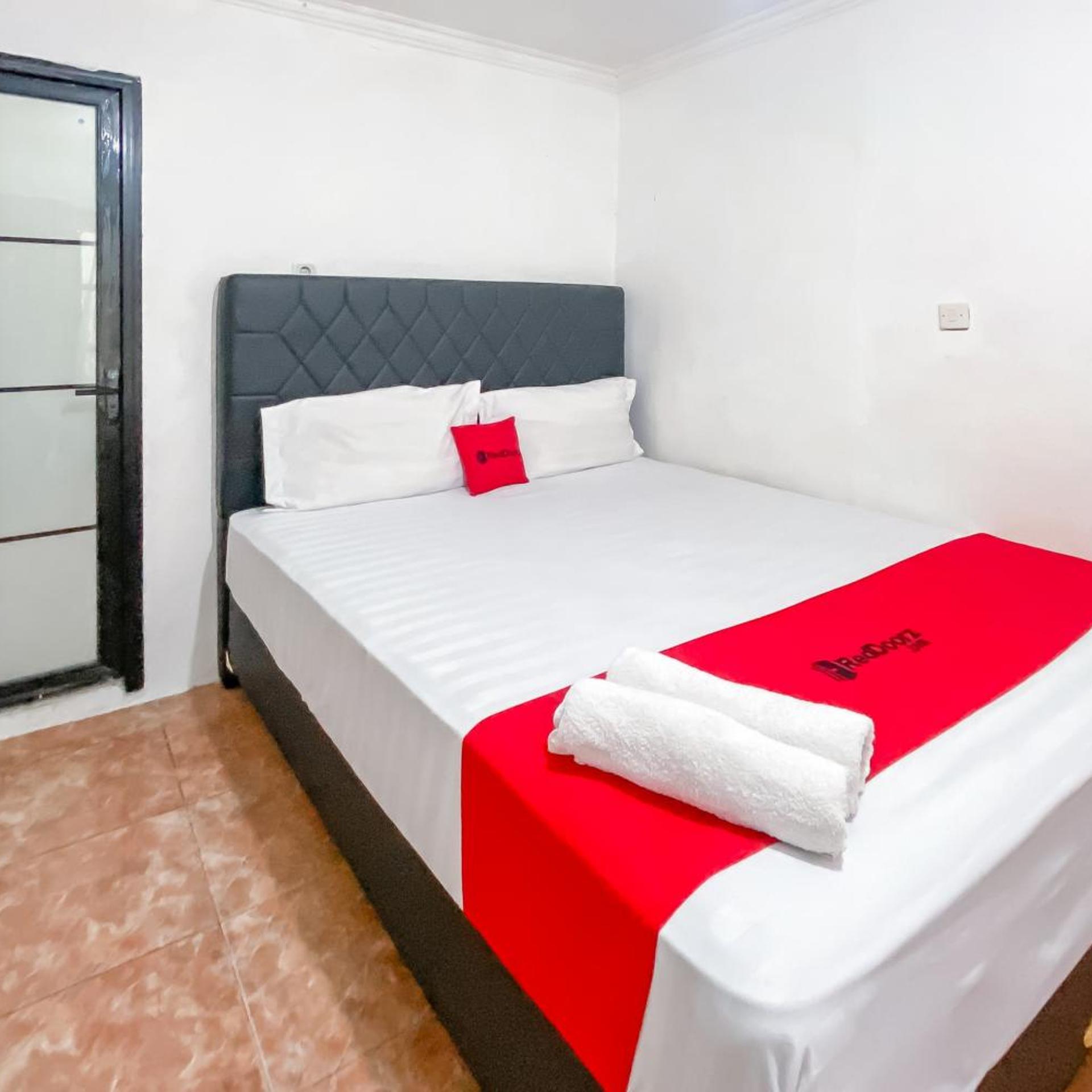 Deluxe, Double Bed