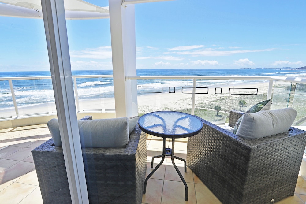 REGENCY ON THE BEACH 37/66