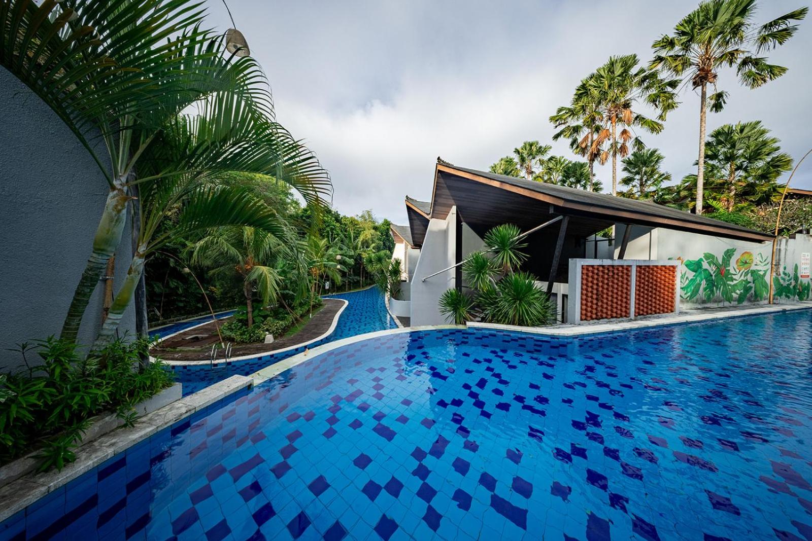 Dancing Villas 32/37
