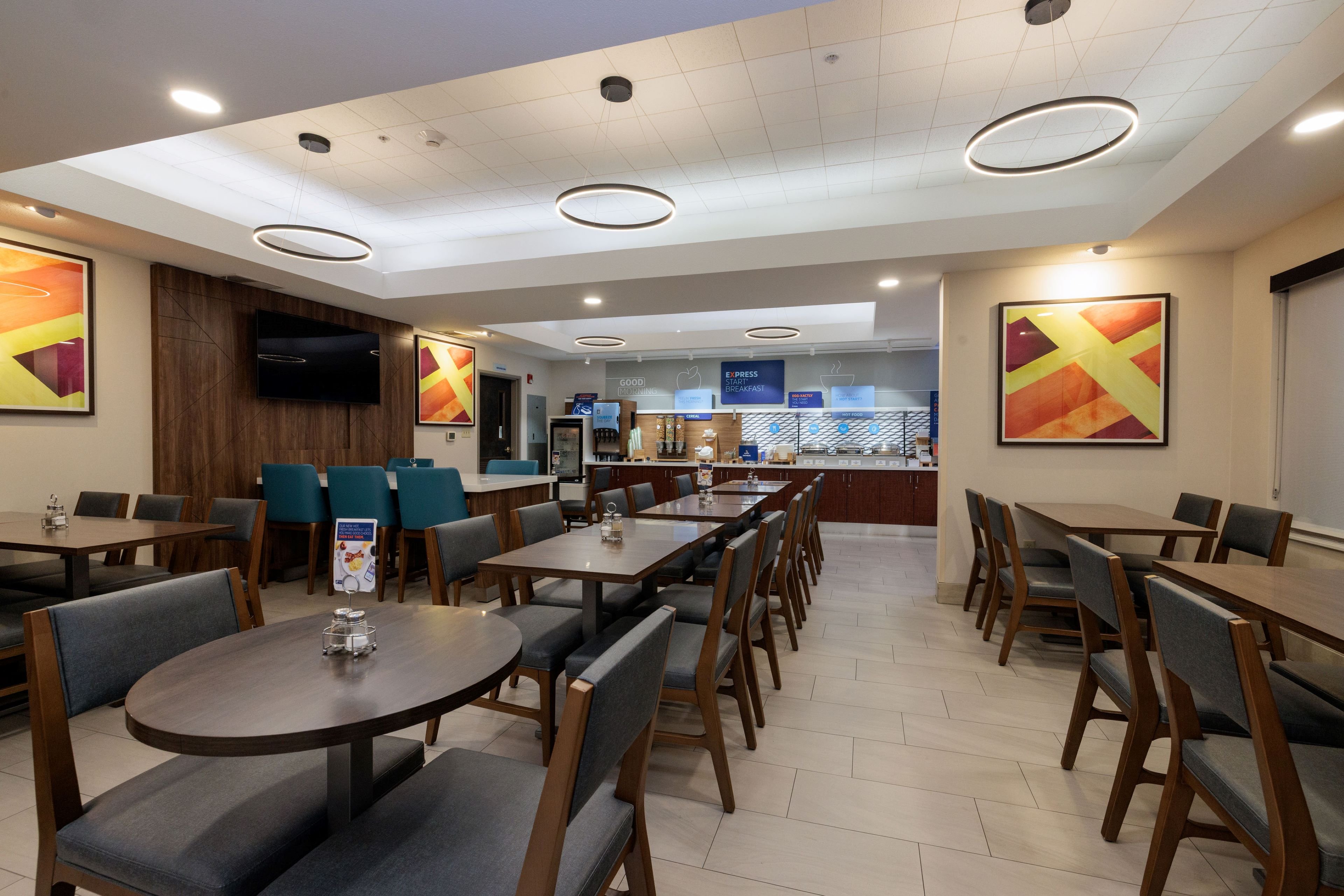 Holiday Inn Express Hotel Suites Berkeley 58/73