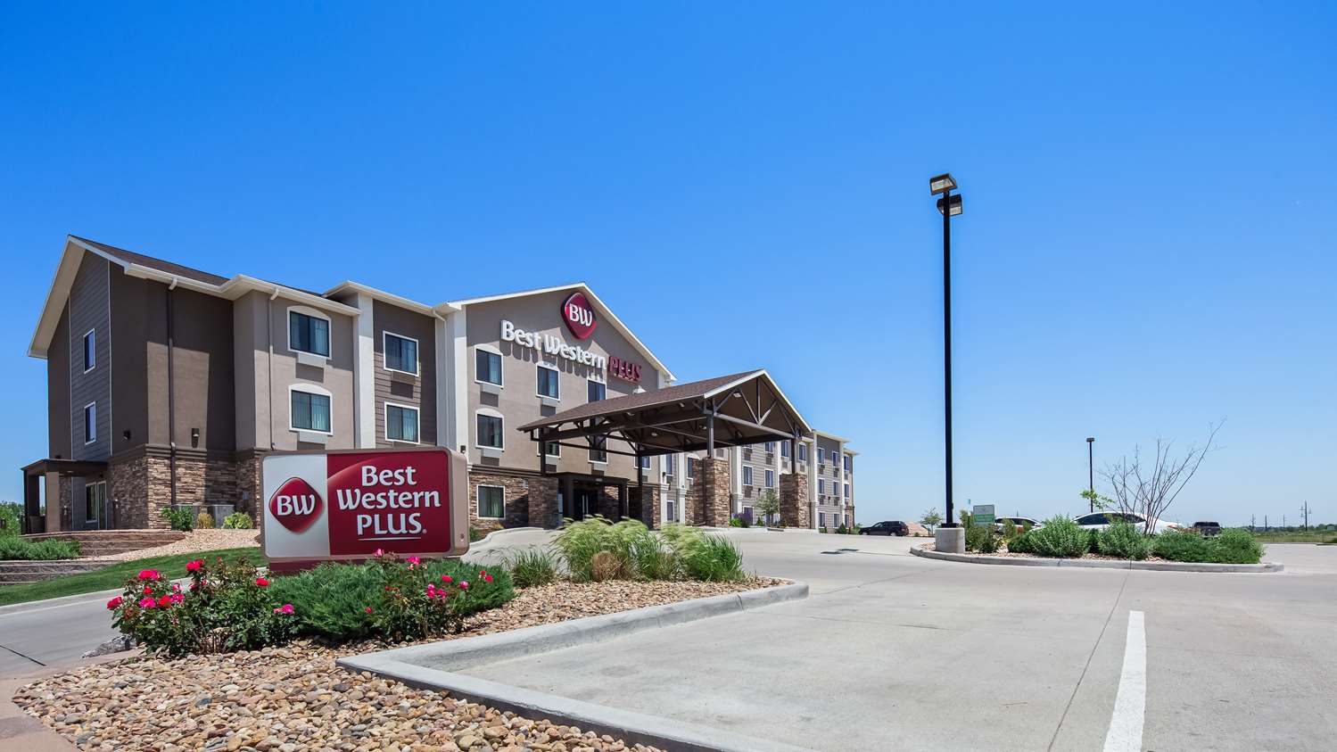 Best Western Plus Overland Inn 15/15