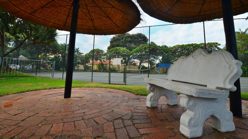 La Lucia Sands 37/42