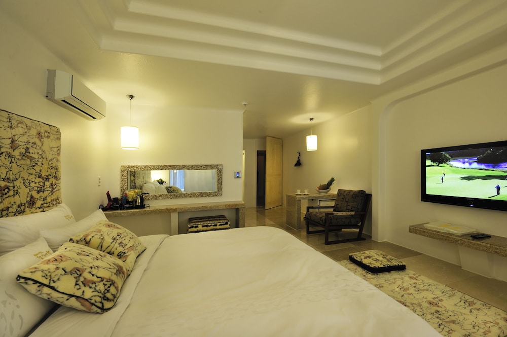 Ms Hotel 28/32