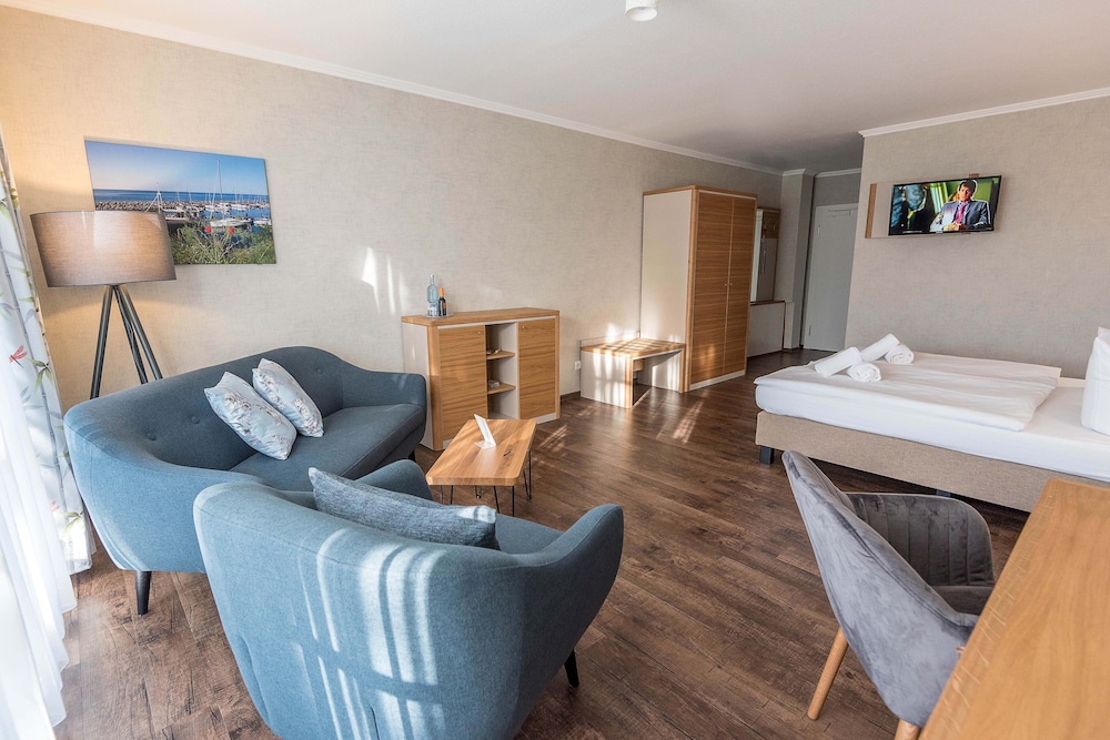 Landhotel Kastanienallee Putbus 12/50
