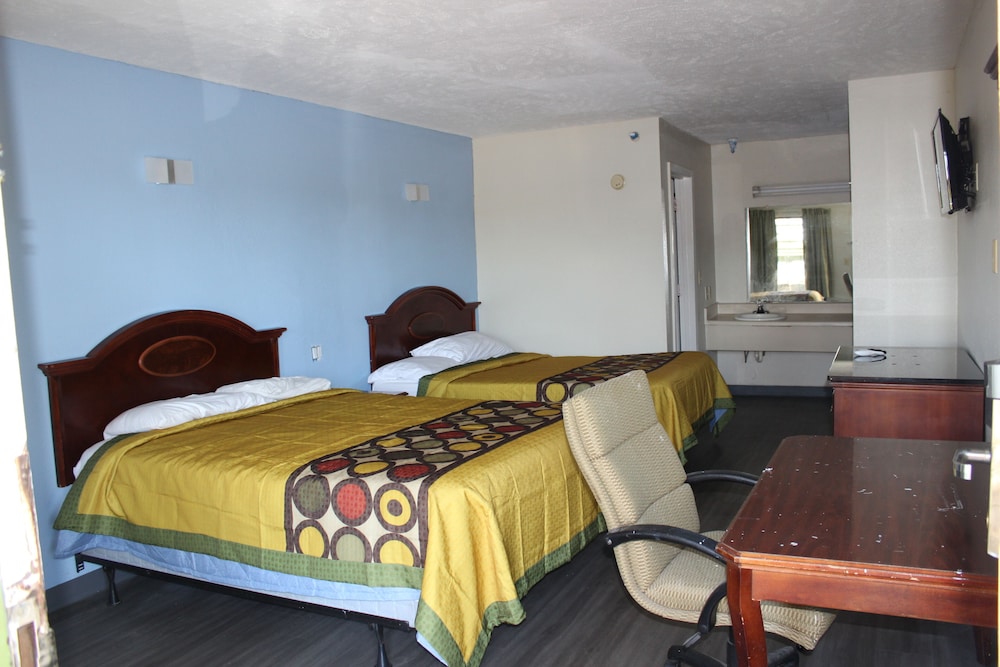 Relax Inn Canton 9/16