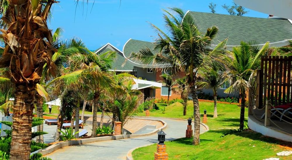 Sandunes Beach Resort Spa 63/74