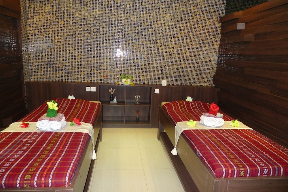 LOMBOK GARDEN HOTEL 46/70