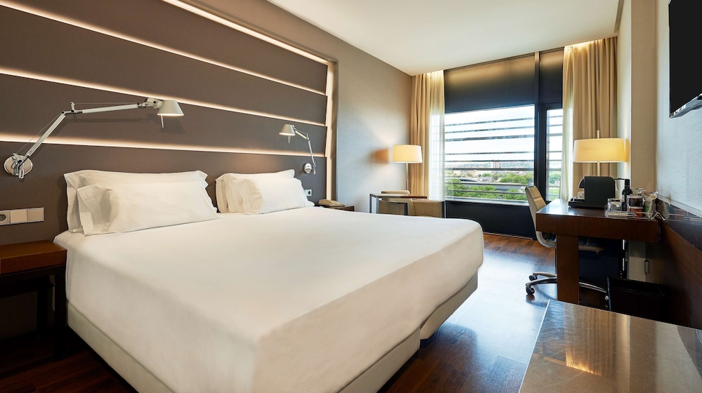 NEW STYLE, SUPERIOR, WITH EXTRA BED